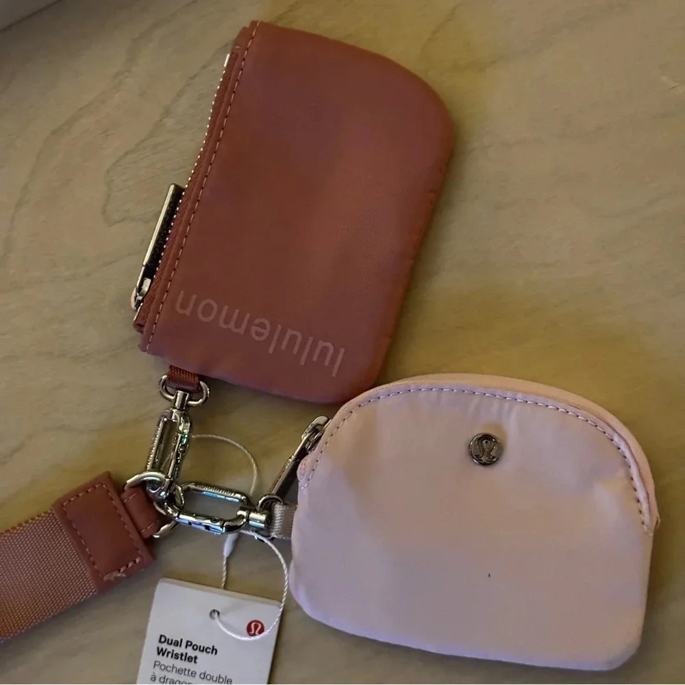NWT - Lululemon Dual Pouch Wristlet Pink and Blush with Logo and Keychain Strap - Picture 4 of 12
